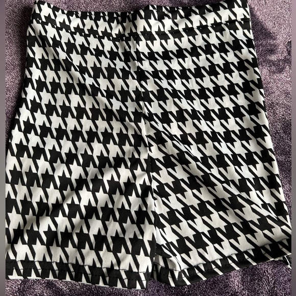 Checkered biker shorts - Picture 2 of 5